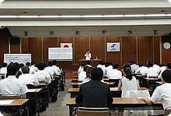 静岡朝日テレビアナウンサー写真